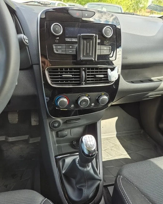 Renault Clio cena 41900 przebieg: 63125, rok produkcji 2019 z Siechnice małe 67